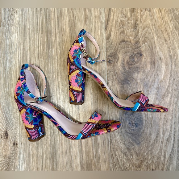 ALDO MYLY-49 Multicolor Floral Block Heel Sandals Size 7 - Picture 2 of 8